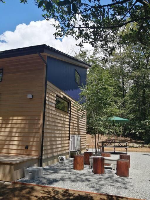 Hinoki No Ie - Cottage With Natural Hot Spring In A Cypress Bathtub Shika Buitenkant foto